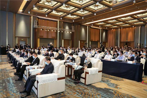 將紡織業(yè)更好地融入八桂山水 中國紡織服裝百強(qiáng)企業(yè)八桂行活動在南寧舉行